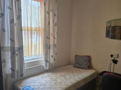 Room in a Shared House, Forty Lane Wembley Middlesex Harrow, HA9