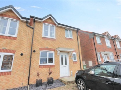 3 Bed Semi-Detached House, Stratton Close, TS12