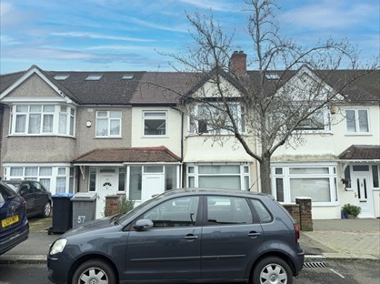 4 Bed Semi-Detached House, Cairnfield Avenue, NW2