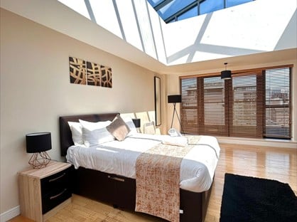 3 Bed Penthouse, Duke St, L1