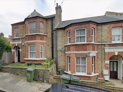 2 Bed Flat, Vernham Road, SE18