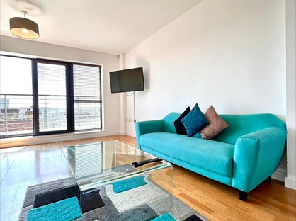 2 Bed Penthouse, Duke St, L1
