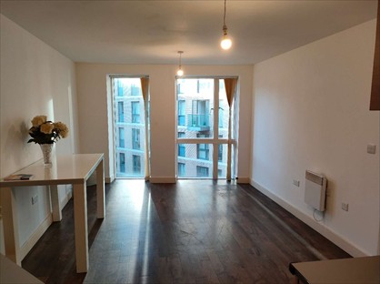2 Bed Flat, Vaughan Way, B5