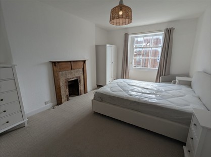 2 Bed Flat, Clifton, BS8