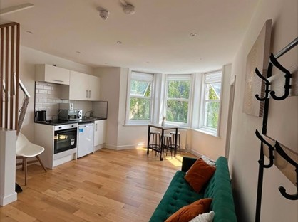 Studio Flat, West Hill Road, BH2