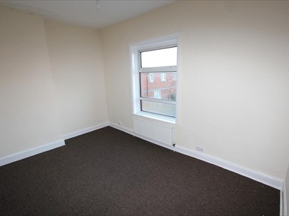 3 Bed Terraced House, Fortune Street, BL3
