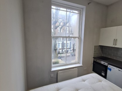 Studio Flat, Ladbroke Grove, W10