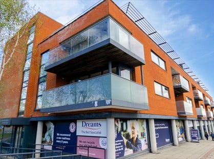 2 Bed Flat, Westholme Gardens, HA4
