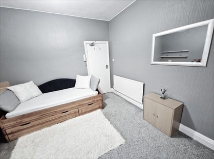 Studio Flat, Blackpool, FY2