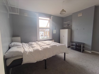 Room in a Shared House, Bensham Lane, CR7