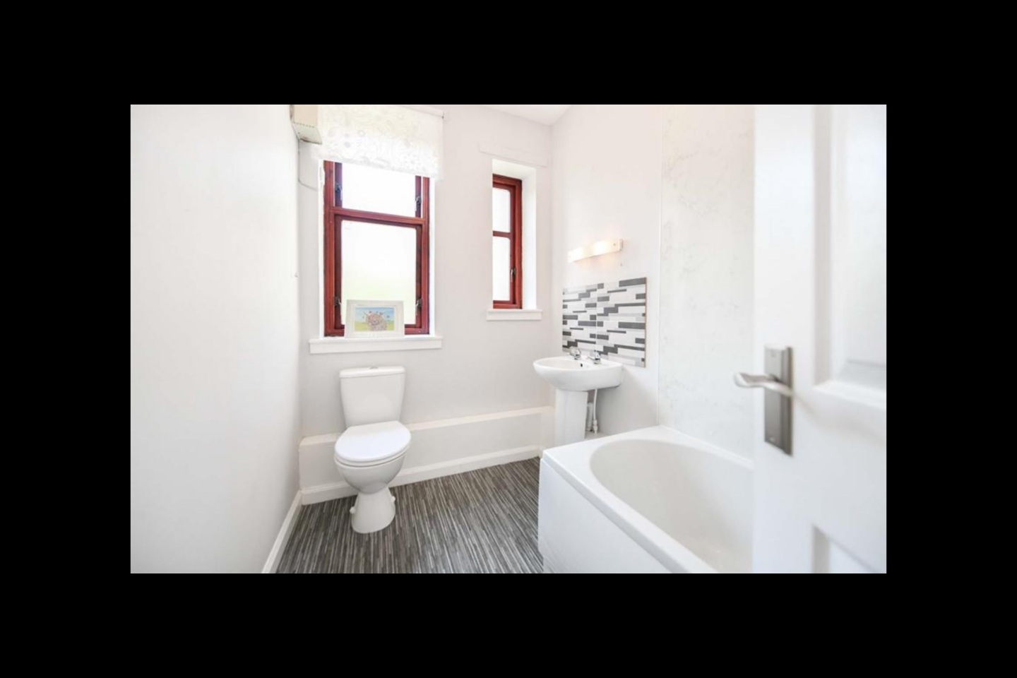 2 Bed Flat, Dumbarton Road, G14 photo 5