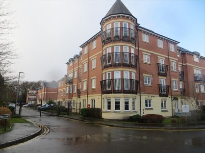 2 Bed Flat, Collingtree Court, B92
