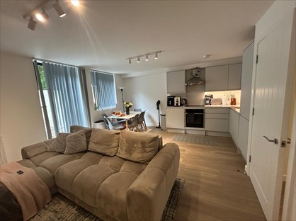 1 Bed Flat, Dwight Road, WD18