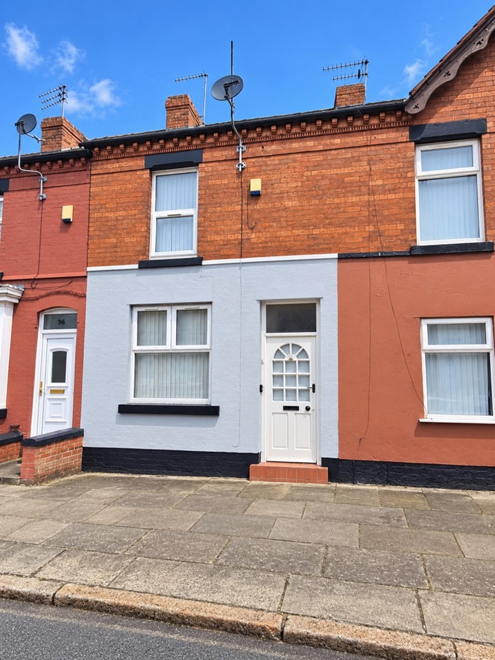 2 Bed Terraced House, July Road, L6