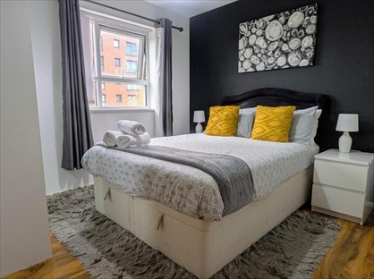 1 Bed Flat, Lord St, M7