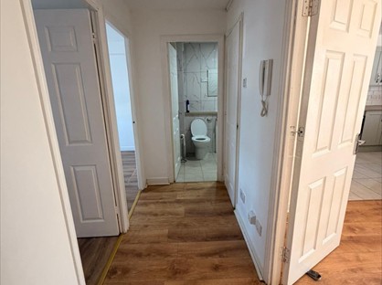 2 Bed Flat, Needham Court, EN3