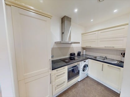2 Bed Flat, Colquitt Street, L1