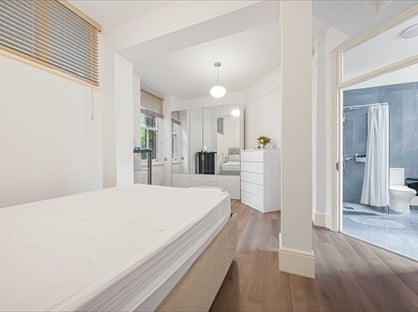 1 Bed Flat, Dulverton Mansions, WC1X