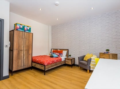 Studio Flat, Borough Road, TS1