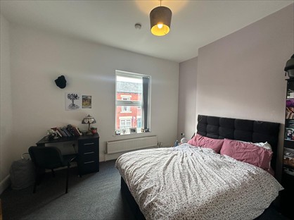 Room in a Shared House, Osborne St, M6