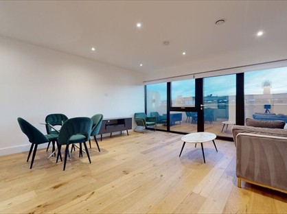 3 Bed Flat, Folberth House, TW8