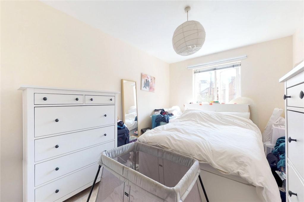 Additional image 4 of 2 Bed Flat, Webber St, SE1, N1 7GU