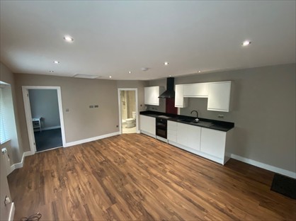 1 bed flat/apartment for rent in 1 Bed Flat, Bath Road, SN1