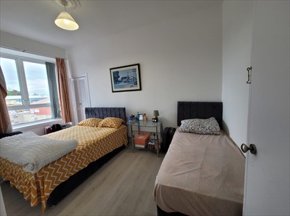 Room in a Shared Flat, North St, PA3