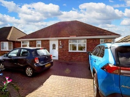 5 bed room for rent in Room in a Shared House, Windsor Road, PE7