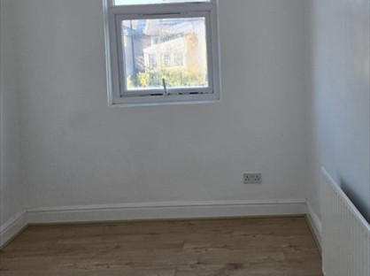 4 Bed Terraced House, Trevelyan Road, E15