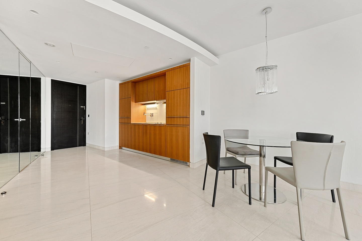 Additional image 10 of 1 Bed Flat, St George Wharf, SW8, N1 7GU