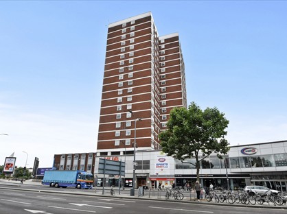3 Bed Flat, Bush Court, W12