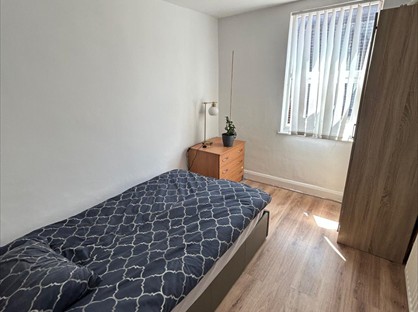 Room in a Shared House, Orwell Road, L4