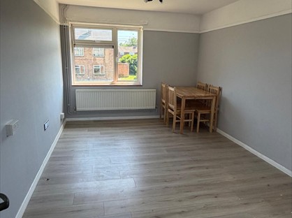 1 Bed Flat, Allandale Road, TN2