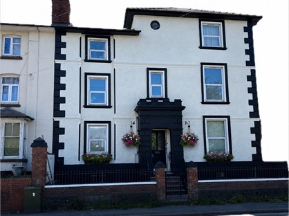 9 bed room for rent in Room in a Shared House, Whitecross Road, HR4