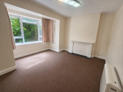 3 Bed Flat, Totteridge Road, HP13