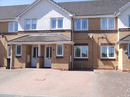 3 Bed Terraced House, Maes Y Twr, CH7