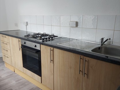 2 Bed Terraced House, Hollins Road, OL8