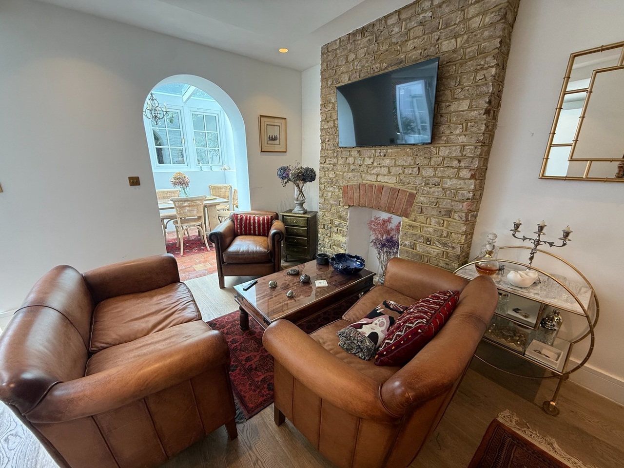 2 Bed Flat, Finborough Road, SW10 photo 4