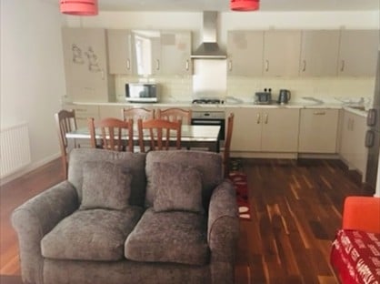Room in a Shared House, Arneil Drive, EH5