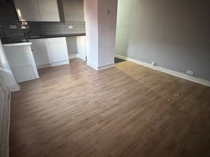 1 Bed Flat, Coop Street, FY1