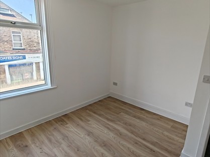 Room in a Shared House, Holme Lane, S6