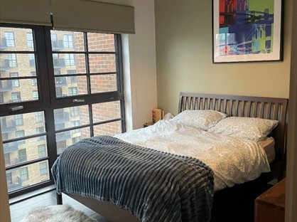 Room in a Shared Flat, Luxurious  South Way Wembley, HA9