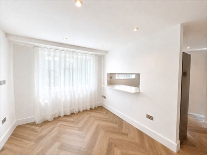 2 Bed Maisonette, Runnymede, SW19