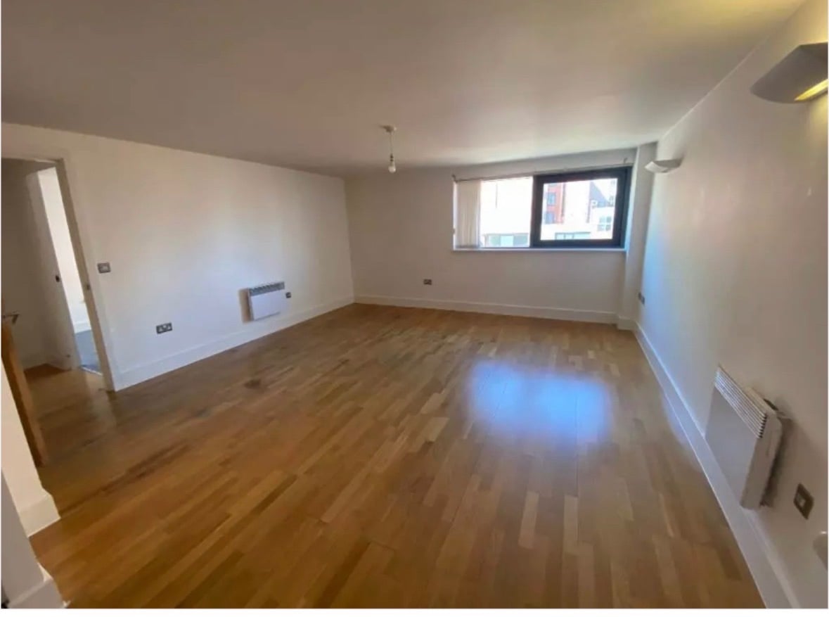 1 Bed Flat, The Focus Building, L3