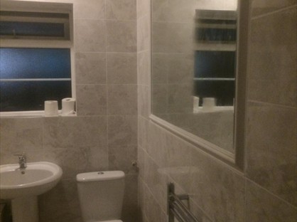 Room in a Shared Flat, Grosvenor Court, NW7