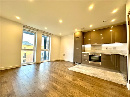 2 Bed Flat, Hallington Court, HA8