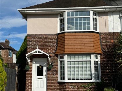 Room in a Shared House, Merthyr Grove, L16