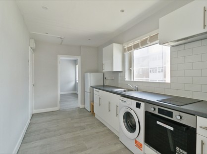 2 Bed Flat, Lyndon Road, DA17