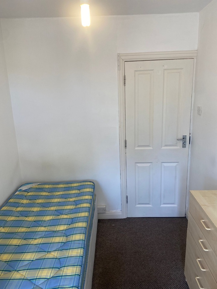 Room in a Shared House, Horfield, BS7 photo 3